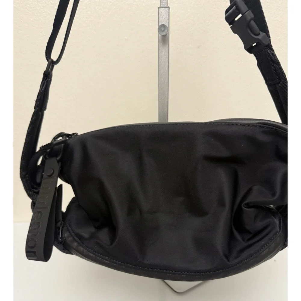 Lululemon All Hours Belt Bag Fanny Pack Mesh Expandable‎ Crossbody Sling Pack